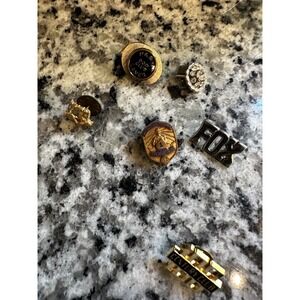Lot‎ Of Lapel Pins And Clips Vintage Lot Of 6